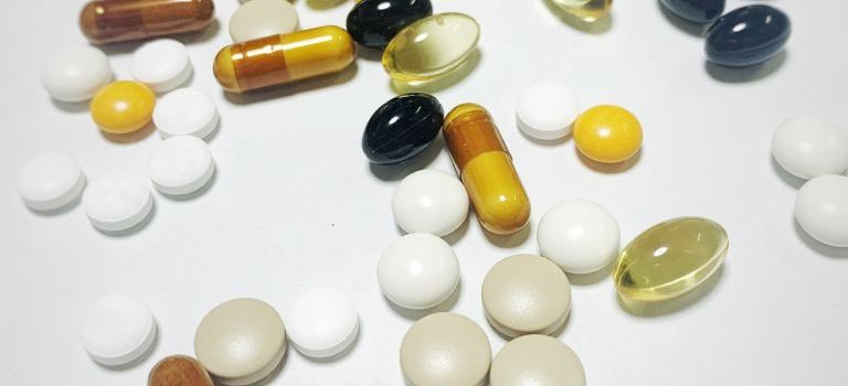 新宿にはびこる不調と病院都市無数の大病に悩む現代人たちへの処方箋 新宿にはびこる不調と病院都市無数の大病に悩む現代人たちへの処方箋