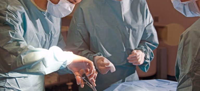 新宿で倒れても大丈夫誰もが知らない都心最先端医療のリアルとサバイバル 新宿で倒れても大丈夫誰もが知らない都心最先端医療のリアルとサバイバル